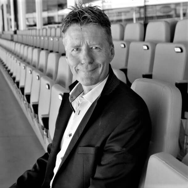 1 piet kemper voorzitter